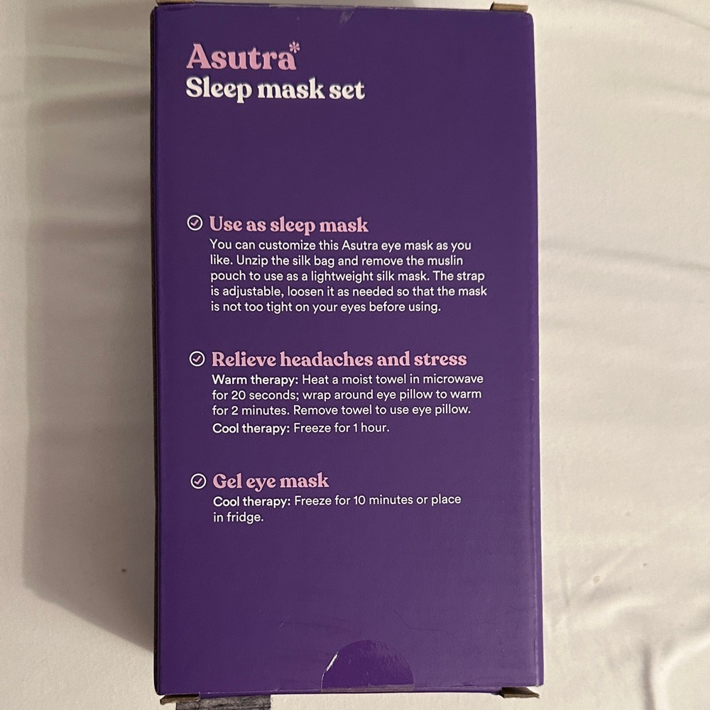 Gold Sleep Mask Set - Picture 2 of 2